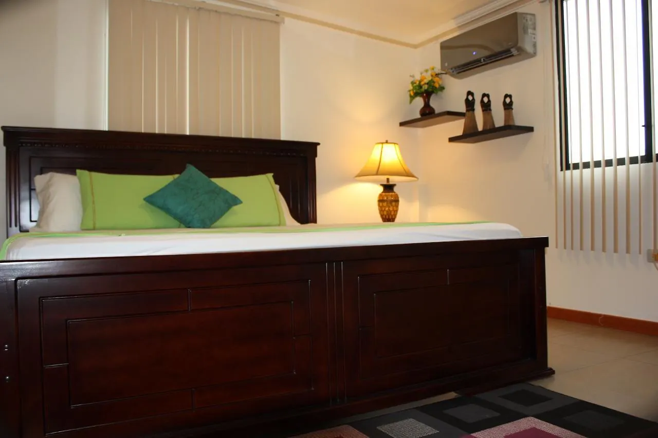 Home Suite Garden Guayaquil